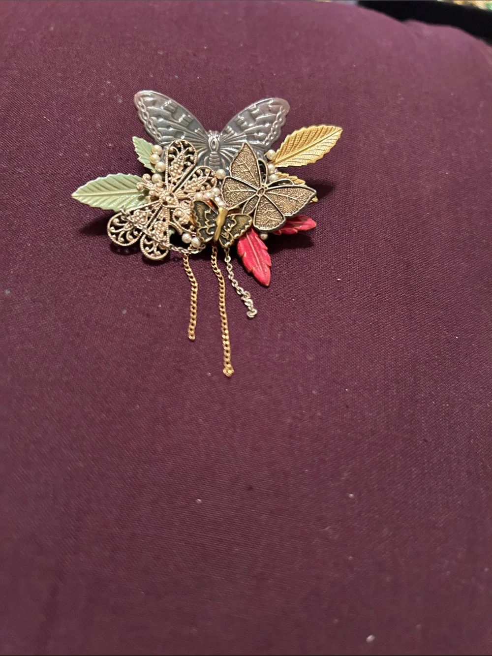 Vintage-Inspired Gold Butterfly Leaf Brooch with Green and Red Accents